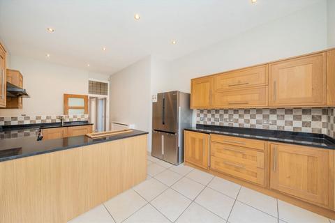 6 bedroom house to rent, The Avenue, London NW6