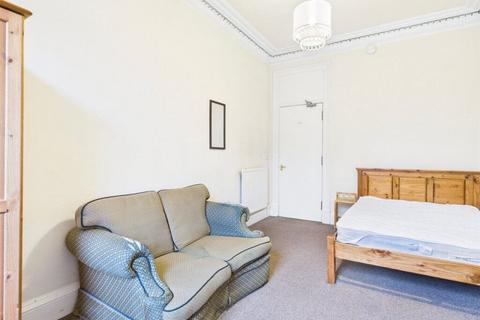 4 bedroom flat to rent, 0369L Marchmont Street, Edinburgh, EH9 1EL