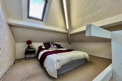 undefined, Knowl Road, Golcar, Huddersfield, HD7 4AN