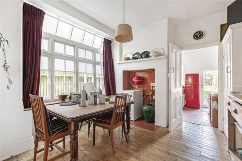 undefined, St. James's Avenue, Hampton Hill, Hampton, TW12