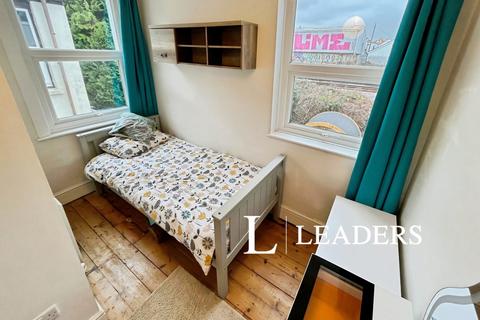 House share to rent, Payne Avenue, Hove, East Sussex, BN3