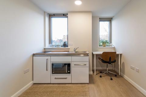 Studio to rent, Bournbrook, Birmingham B29