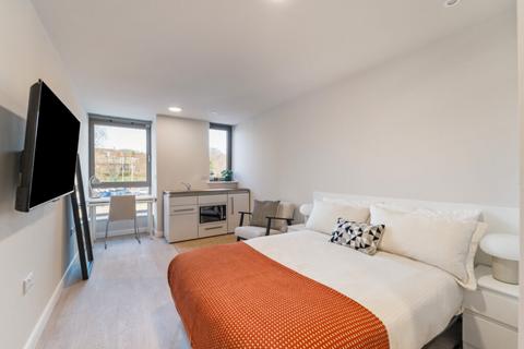 Studio to rent, Bournbrook, Birmingham B29