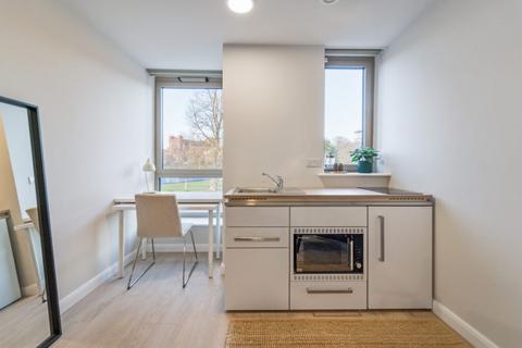 Studio to rent, Bournbrook, Birmingham B29