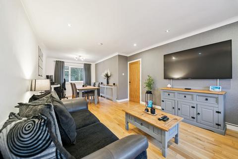 undefined, 419 Tantallon Road, Flat 2/1, Shawlands, Glasgow, G41 3HS