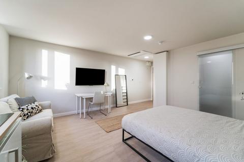 Studio to rent, Bournbrook, Birmingham B29