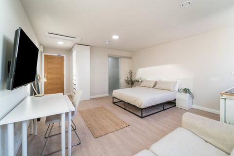 Studio to rent, Bournbrook, Birmingham B29