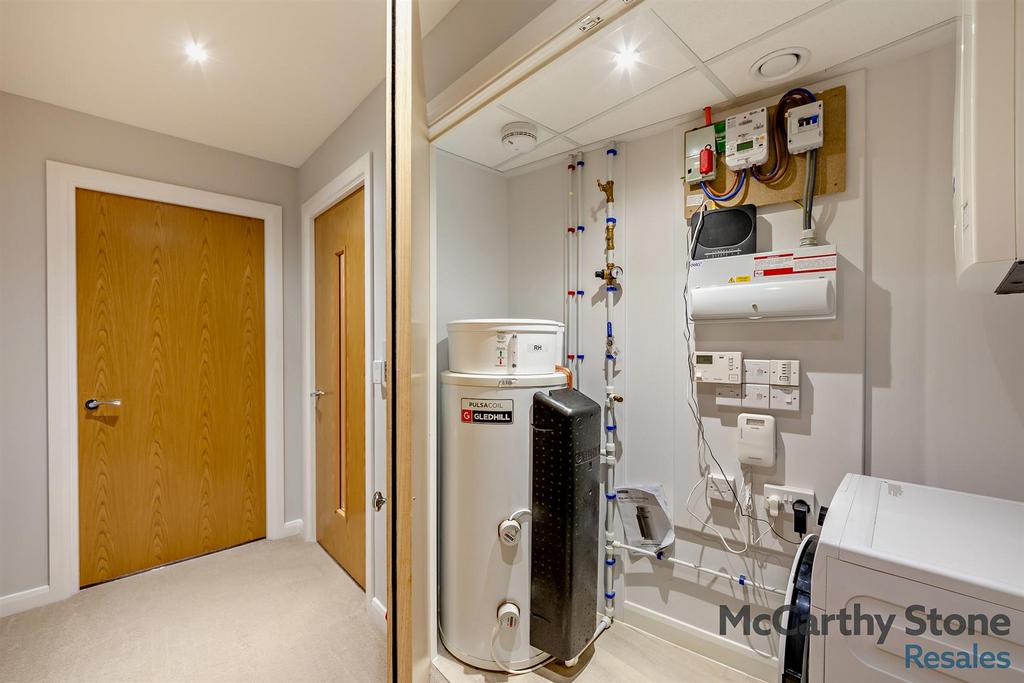 8672431-interior18-800.jpg
