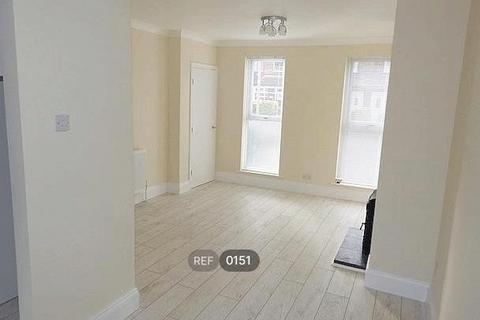 2 bedroom terraced house to rent, Cambridge Road, Hessle, HU13