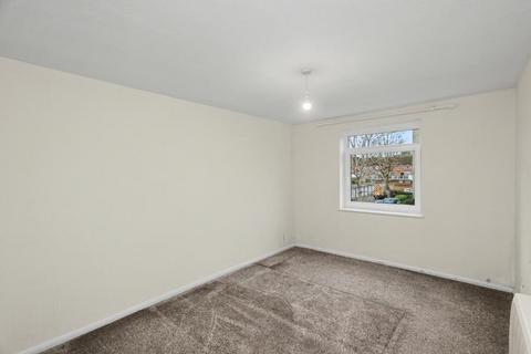2 bedroom flat to rent, Maple Road, Surbiton KT6