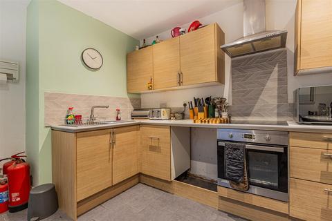 4 bedroom house for sale, Court Road, Cardiff CF11