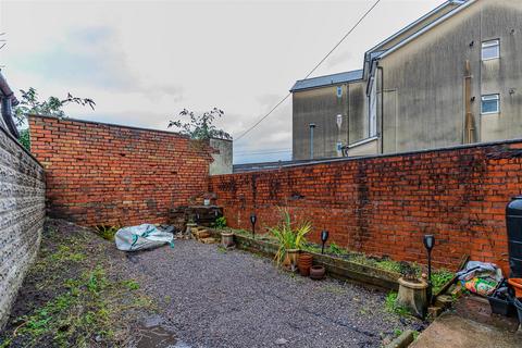 undefined, Court Road, Cardiff CF11