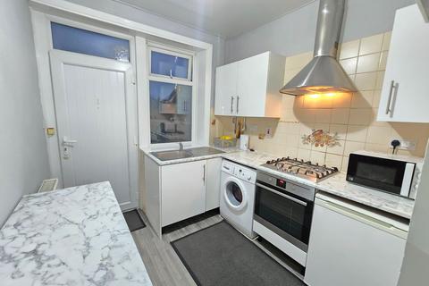 undefined, Upper Woodlands Road, Bradford, BD8