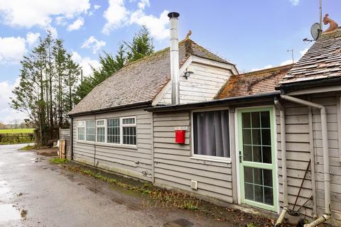 3 bedroom property for sale, Smallfield Road, Horley RH6