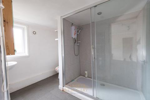 3 bedroom property for sale, Smallfield Road, Horley RH6