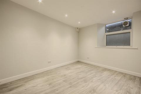 1 bedroom apartment to rent, Back O The Beck, Skipton