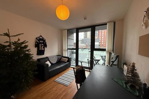 1 bedroom flat to rent, Bury Street, Salford M3