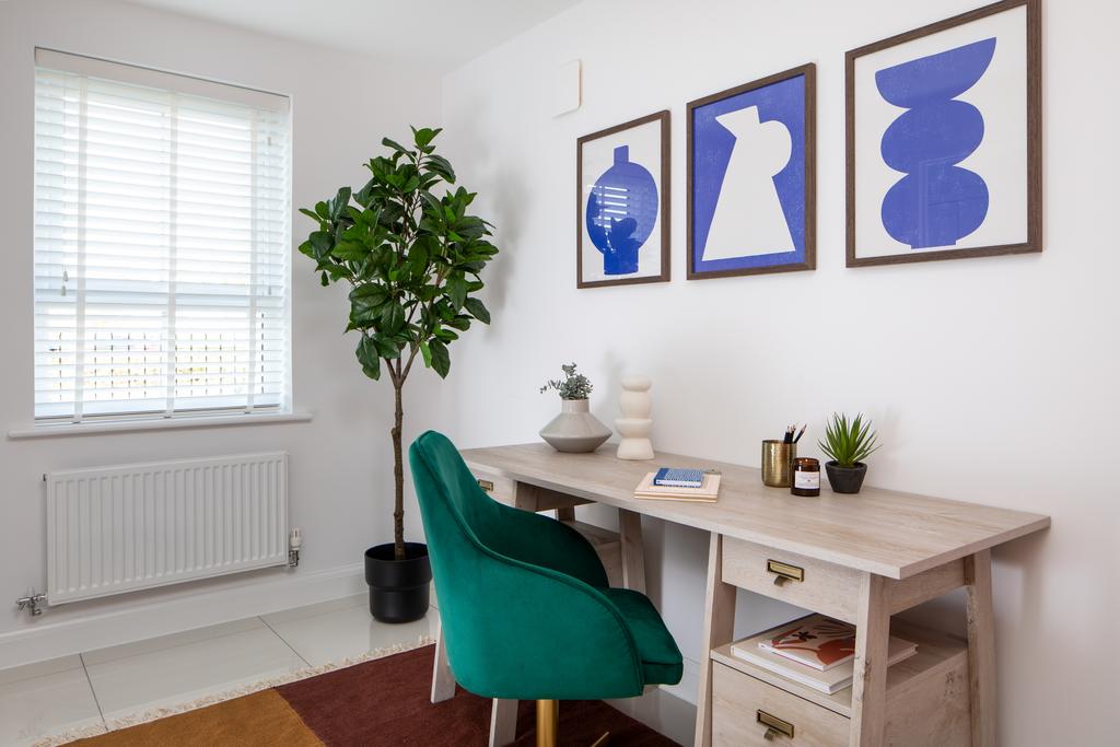 Single bedroom or home office in the Haversham...