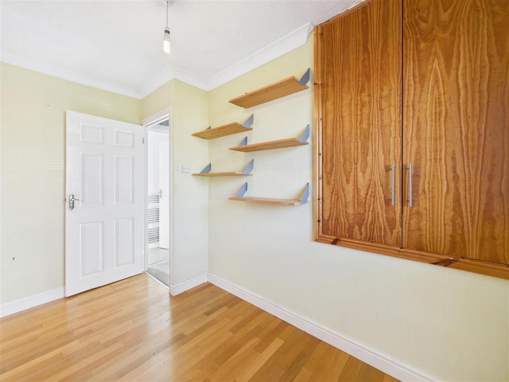 CAM05476 G0-PR0093-STILL020.jpg