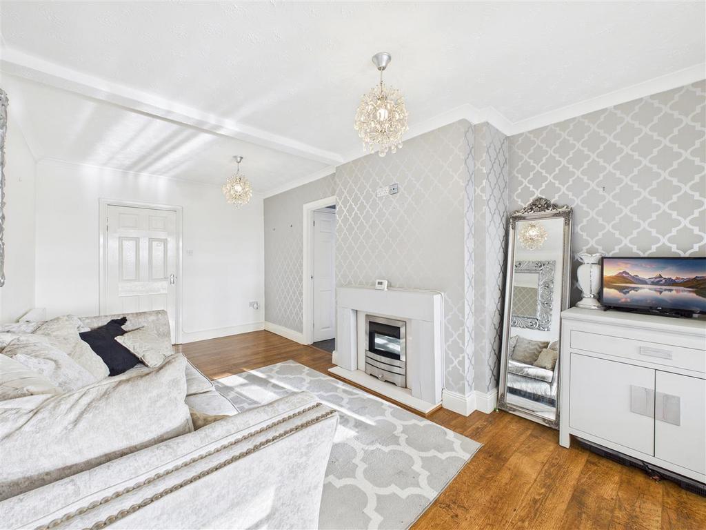 CAM05476 G0-PR0093-STILL014.jpg