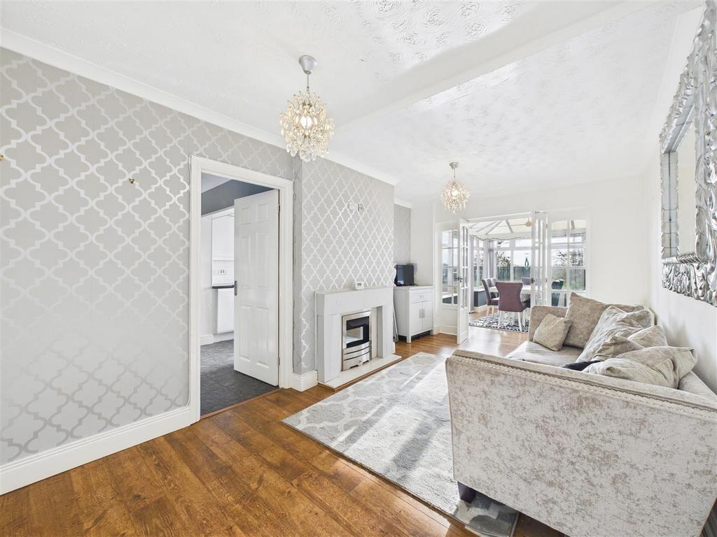 CAM05476 G0-PR0093-STILL012.jpg