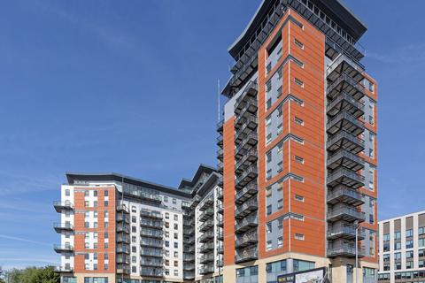 Office to rent, 2 Riverside Way Leeds LS1 4EH