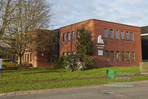 Warehouse to rent, 1 Edison Rd Aylesbury HP19 8TE