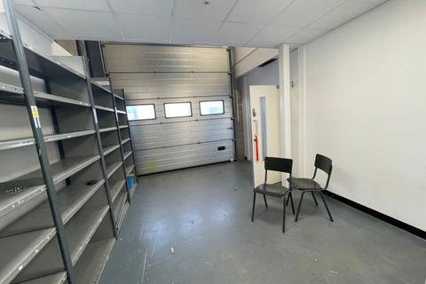 Warehouse to rent, Unit 15 Nimbus, Hercules Way Farnborough GU14 6UU