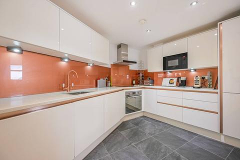 2 bedroom flat for sale, Barrier Point Road, Silvertown, London, E16