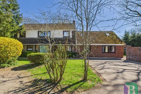 undefined, The Mount, Milton Keynes MK17