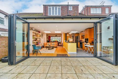 4 bedroom terraced house for sale, Arlington Road, St Margarets, Twickenham, TW1