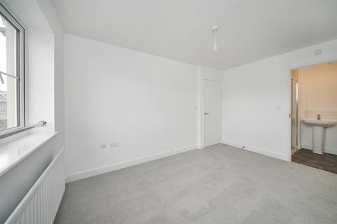 undefined, Exeter EX2