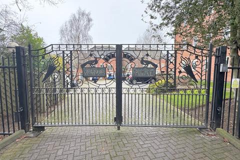 undefined, Oliver Close, Syston LE7