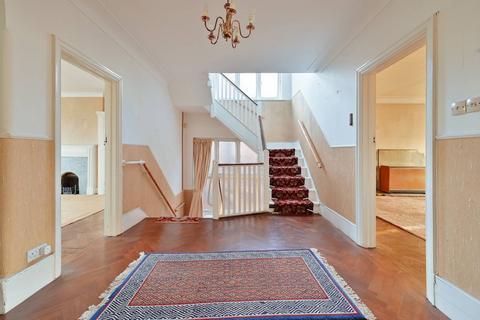 undefined, Finchley Road, Golders Green, London, NW11