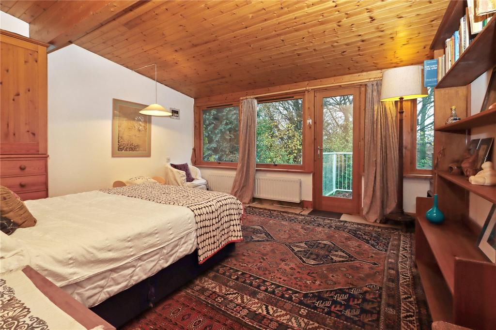 F.F. Bedroom 1 Pic 1