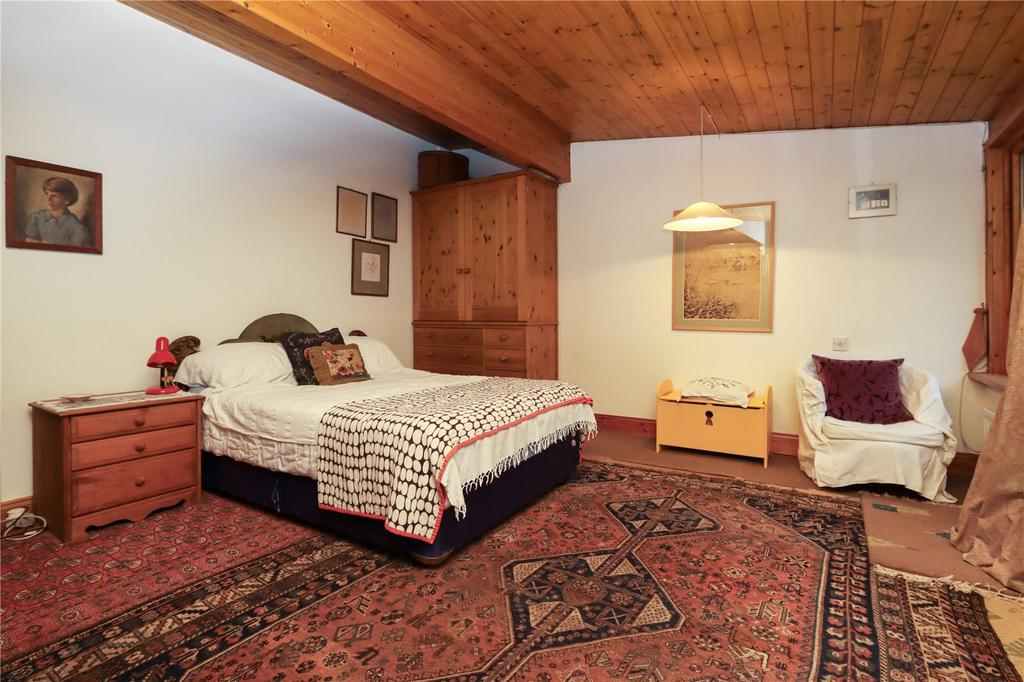 F.F. Bedroom 1 Pic 2