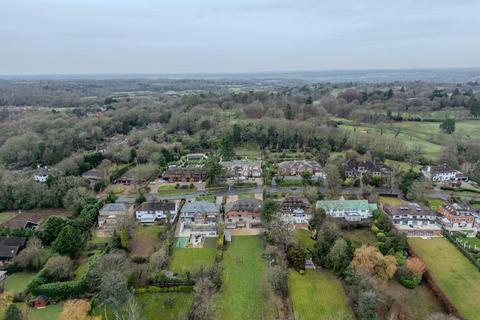 undefined, Moor Park, Northwood, HA6