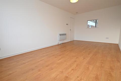 2 bedroom apartment for sale, Court Oak Road, Birmingham B17