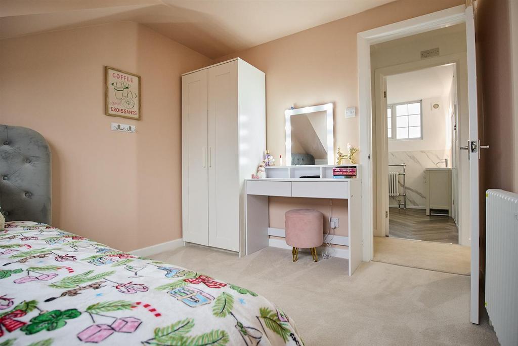 The ridgeway BB 19.jpg
