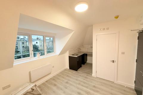 undefined, Lea Bridge Road, E5 9QD