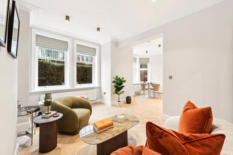 undefined, Hamlet Gardens, King Street, W6