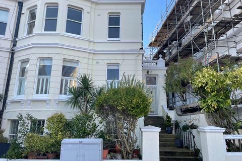 2 bedroom flat to rent, Buckingham Road, East Sussex BN1