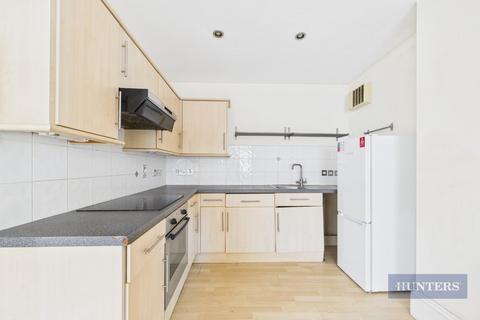 undefined, Canute Castle, Royal Crescent Road