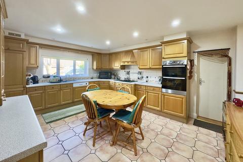 4 bedroom detached house for sale, Lavender Road, Throop, Bournemouth, BH8
