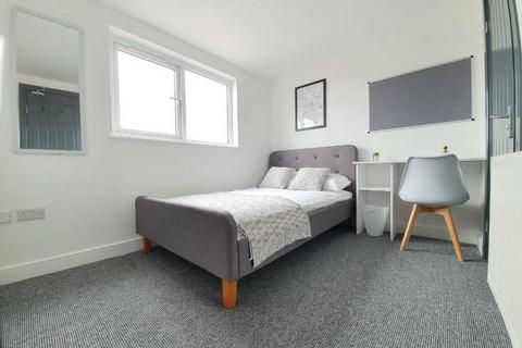 undefined, Smithdown Road, Liverpool L15