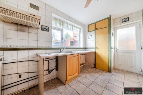 3 bedroom semi-detached house for sale, Woodford Way, Slough, Berkshire, SL2