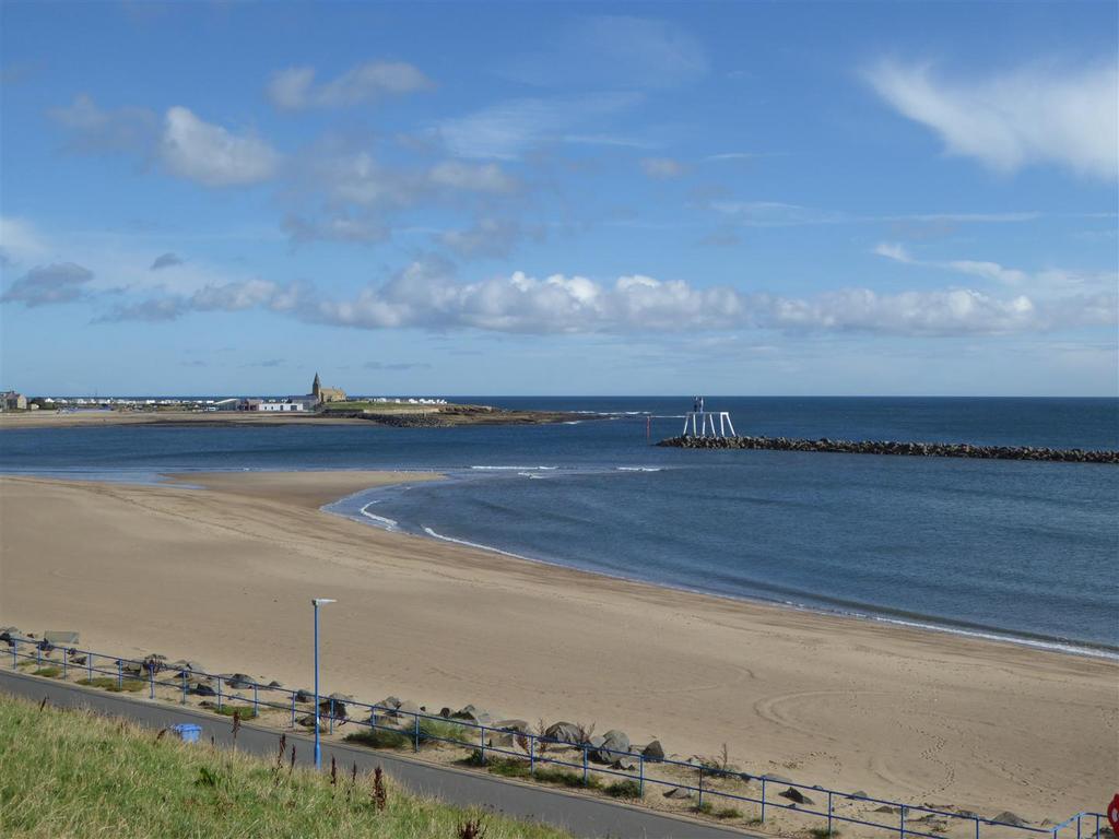 Newbiggin bay