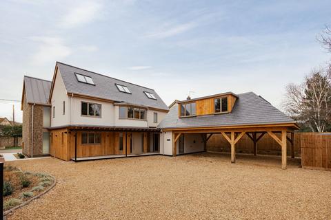 4 bedroom detached house for sale - A Beautiful Renovation Perfectly Positioned in Brancaster Staithe