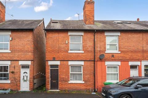 4 bedroom end of terrace house for sale, 98 Woolmer Road, Nottingham NG2 2FD
