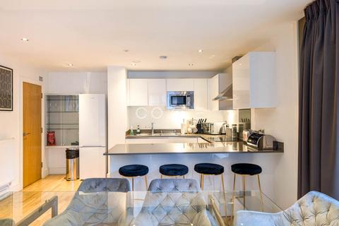 3 bedroom flat to rent, New Capital Quay, London SE10